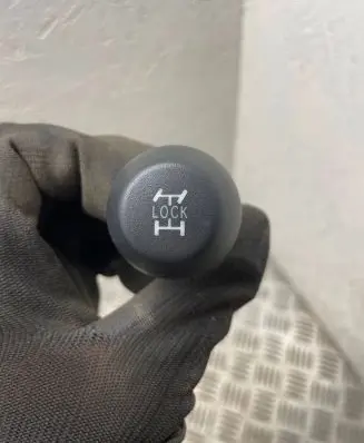 Toyota RAV 4 (XA30) Traction control (ASR) switch 15b116