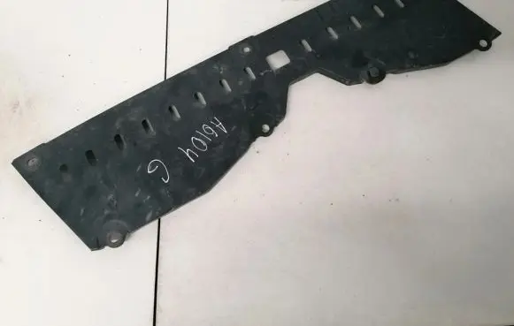 Toyota Urban Cruiser (XP110) Other exterior part 5839852060 58398-52060