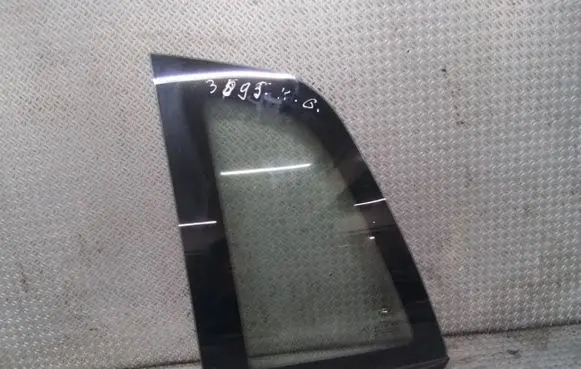 Fiat Idea Rear side window