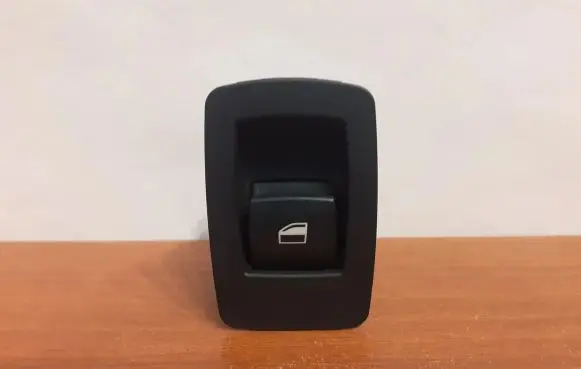BMW X5 E70 Electric window control switch 6945874 15939900