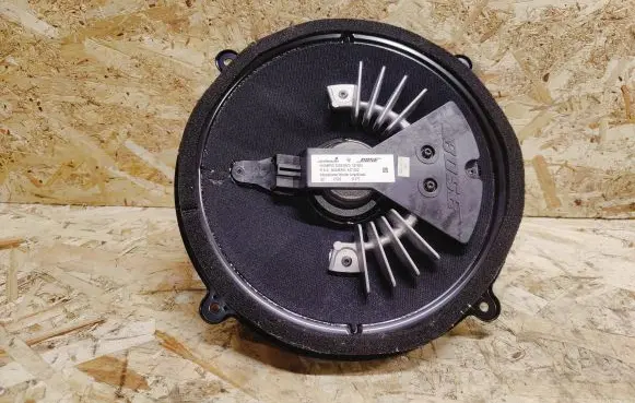 Maserati Quattroporte Subwoofer speaker 197503 447062