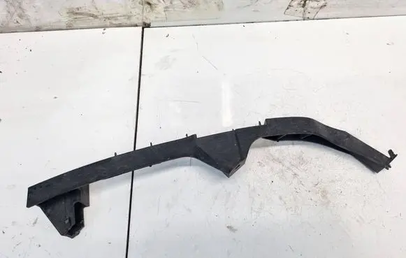 Headlight/headlamp mounting bracket