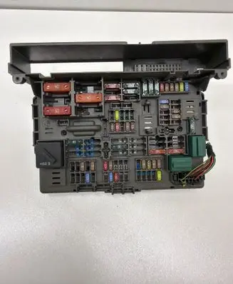 BMW 3 E90 E91 Fuse box set 17925000002 9119446 90207483