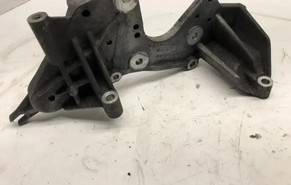 Audi A4 S4 B8 8K Fuel pump bracket 059130147P