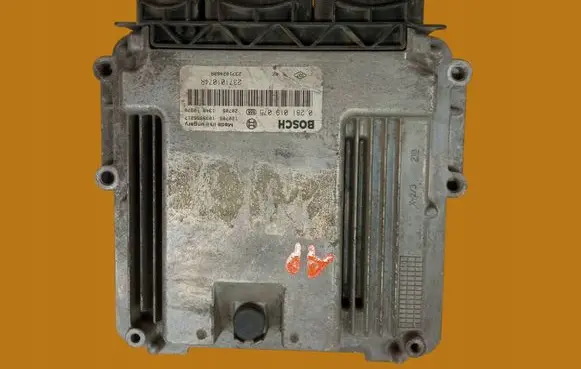 Renault Scenic III - Grand scenic III Engine control unit/module 0281019075