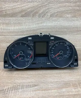 Volkswagen PASSAT B6 Speedometer (instrument cluster) 3AA920870E A2C53439635