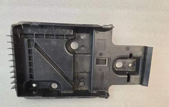 Volvo XC90 Battery tray 31479351