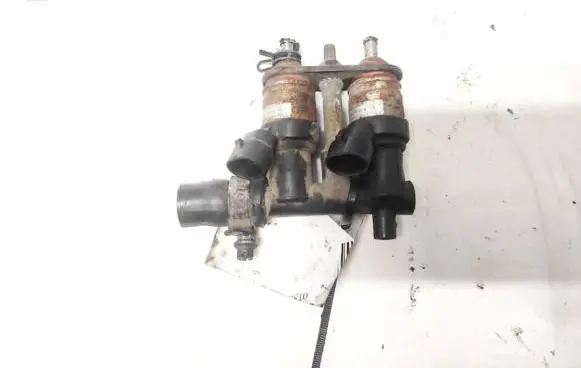 Subaru Legacy LP gas injector 67R010086