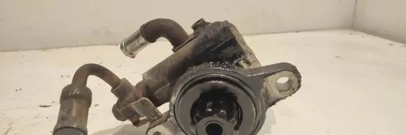 Toyota Land Cruiser (J120) Power steering pump