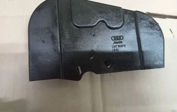 Volkswagen PASSAT B6 Timing belt guard (cover) 06D103340