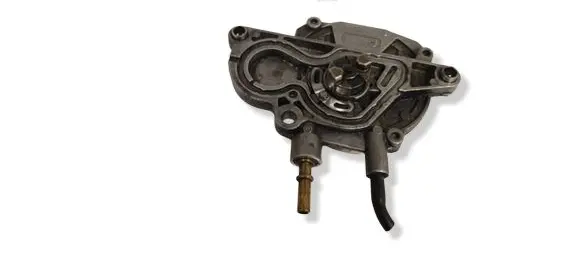 Opel Astra J Vacuum pump 8981154390