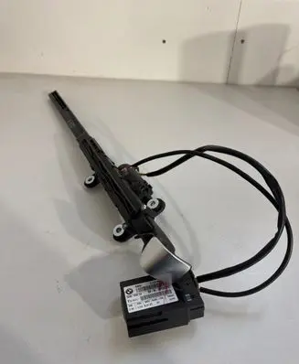 BMW 4 F32 F33 Seat belt adjustment motor 983397 00401838D4 9273584