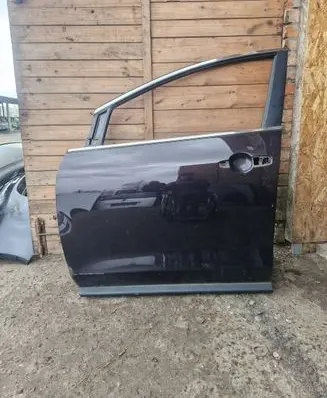 Mazda CX-7 Front door