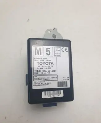 Toyota RAV 4 (XA40) Other control units/modules 8974042050