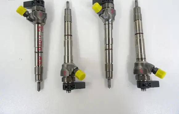 Audi A1 Fuel injectors set 