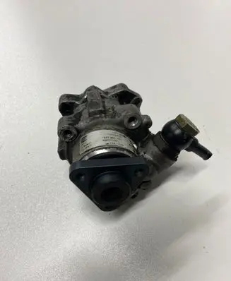 Audi A6 S6 C5 4B Power steering pump 7691955267