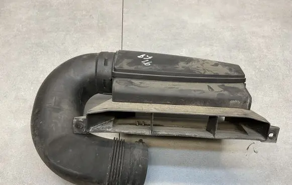 Volkswagen PASSAT B7 Air intake duct part 1K0805962E 1K0129618BQ 3C0805971A