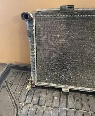 Mercedes-Benz CLK A209 C209 Coolant radiator