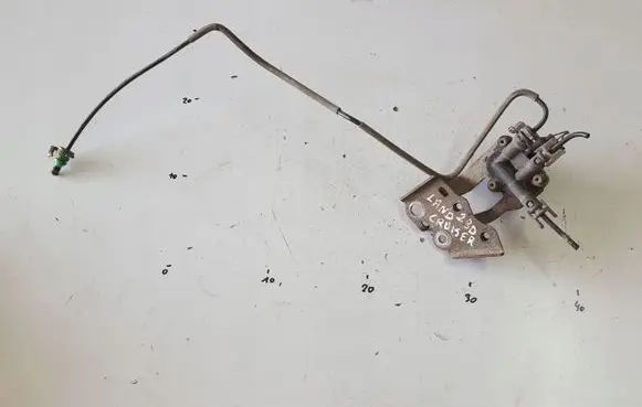 Toyota Land Cruiser (J150) Vacuum valve 