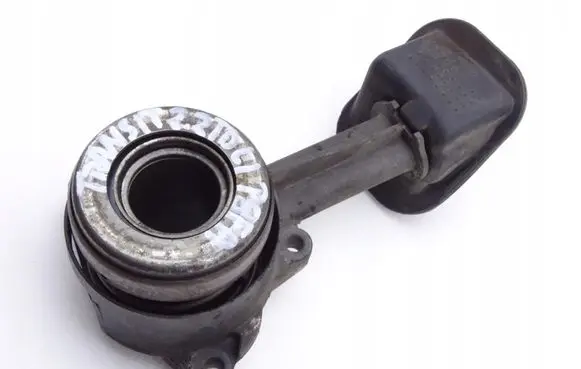 Ford Transit Clutch slave cylinder P8FA