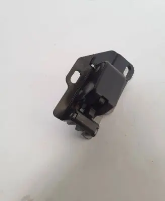 Loading door lock