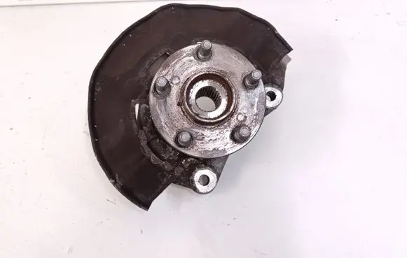 Toyota Prius (XW20) Front wheel hub
