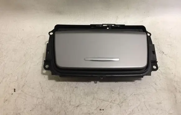 Ashtray (front)