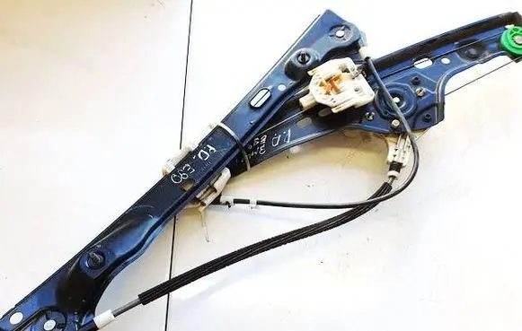 BMW 3 E90 E91 Sliding door window regulator with motor 7060266S