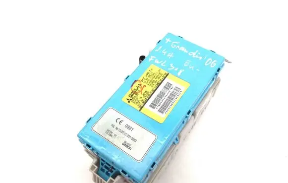 Mitsubishi Grandis Central body control module MR587655