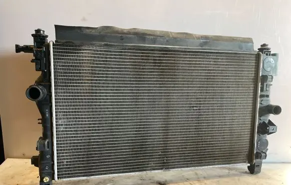Opel Astra J Coolant radiator 13267662