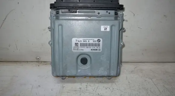 BMW X5M E70 Engine control unit/module 8506574
