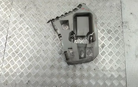 BMW 1 F20 F21 Rear bumper mounting bracket 10833610
