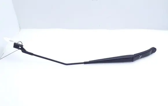Alfa Romeo Giulietta Front wiper blade arm 50509404