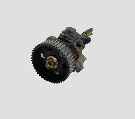 Opel Zafira B Fuel injection high pressure pump 0055206679 0700151 0445010156