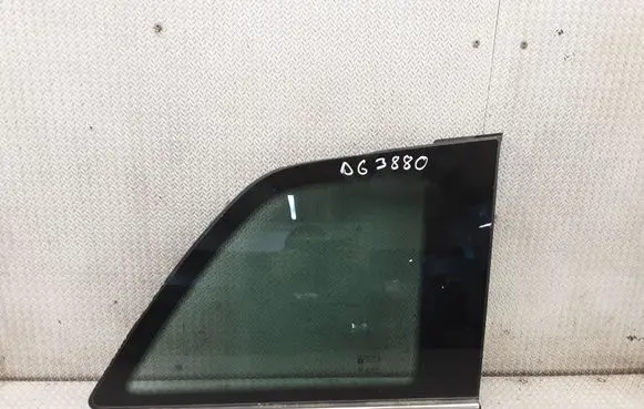 Opel Zafira B Rear side window