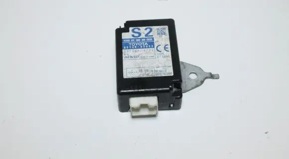 Lexus IS 220D-250-350 Other devices 2513004720 8974053053