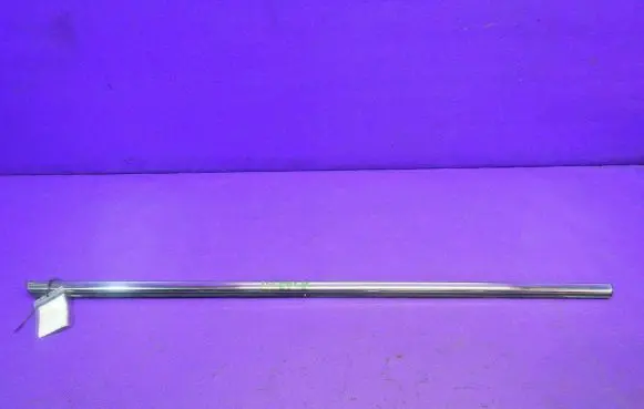 Front door glass trim molding