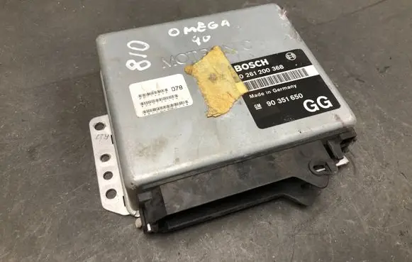 Ford Escort Engine control unit/module 0261200368 90351650