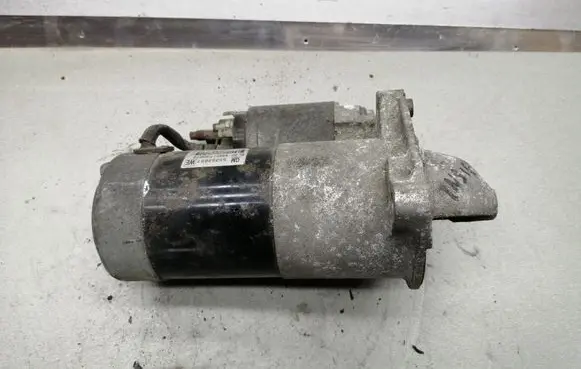 Opel Insignia A Starter motor 55353857 M001T30072