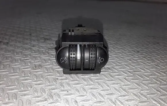 Skoda Superb B5 (3U) Headlight level height control switch