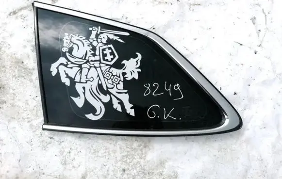 Subaru Legacy Rear side window