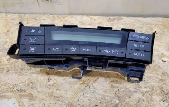 Toyota Prius (XW30) Air conditioning/heating control unit 75D725