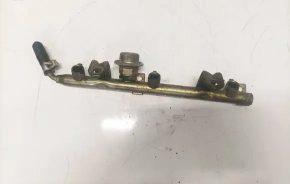 Subaru B9 Tribeca Fuel main line pipe