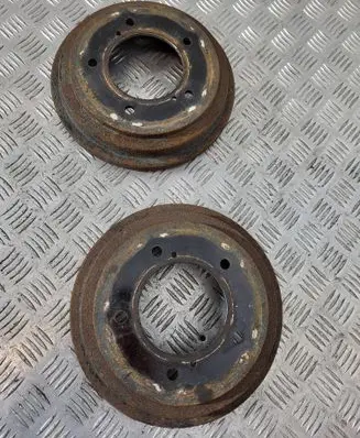 Suzuki Jimny Drum brake (rear) 