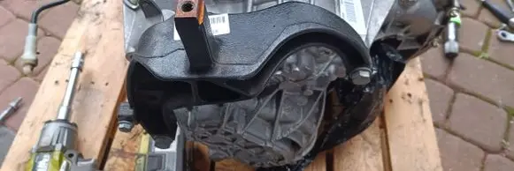 Renault Master III Gearbox mounting bracket 112338353R