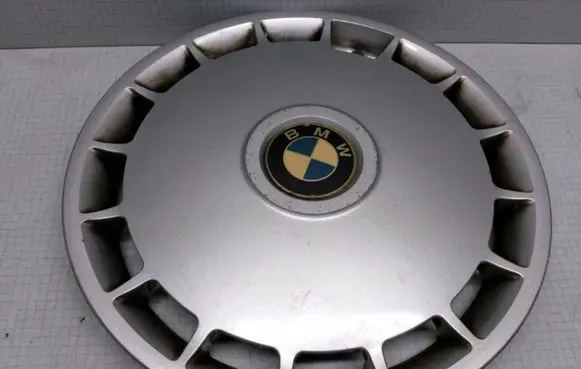 BMW 3 E36 R14 wheel hub/cap/trim 36131178778