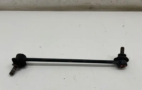 Mazda 3 Front anti-roll bar/stabilizer link ER0911M0