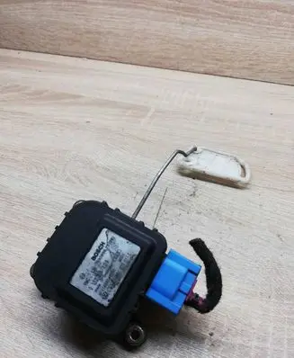 Audi A6 S6 C5 4B Air flap motor/actuator 0132801129 4B1820511C MF1168800580