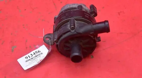 Skoda Rapid (NH) Water pump 04L965567A