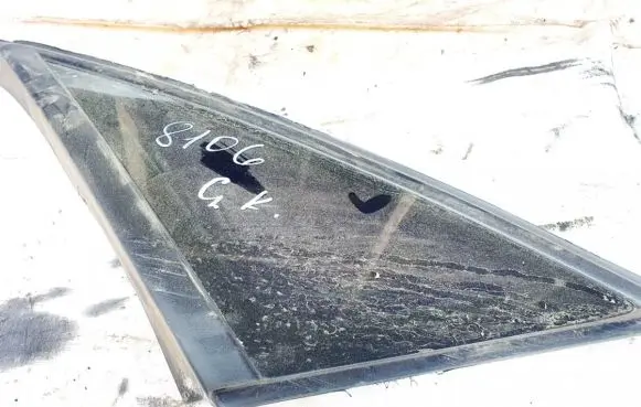 Audi A4 S4 B5 8D Rear side window
